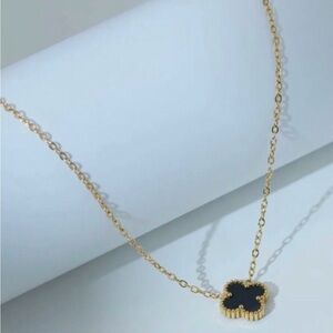 Women’s Elegant 18K Gold Plated Necklace with Single Black Clover Pendant Gift